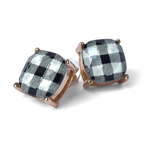 ✌🏼 #1261 Modern Black And White Checkered Plaid Earrings - Picture 3 of 15